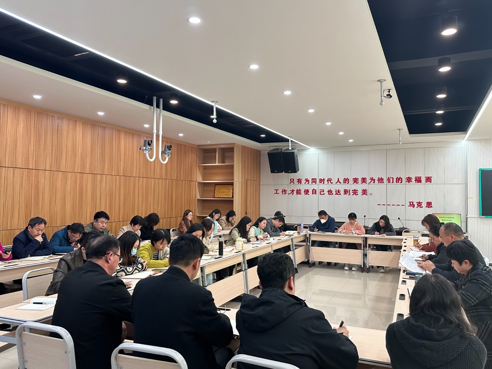 微信图片_20240403183829.jpg 微信图片_20240403183829.jpg