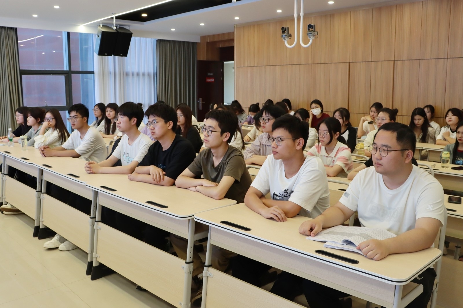 微信图片_20240424212502.jpg 微信图片_20240424212502.jpg