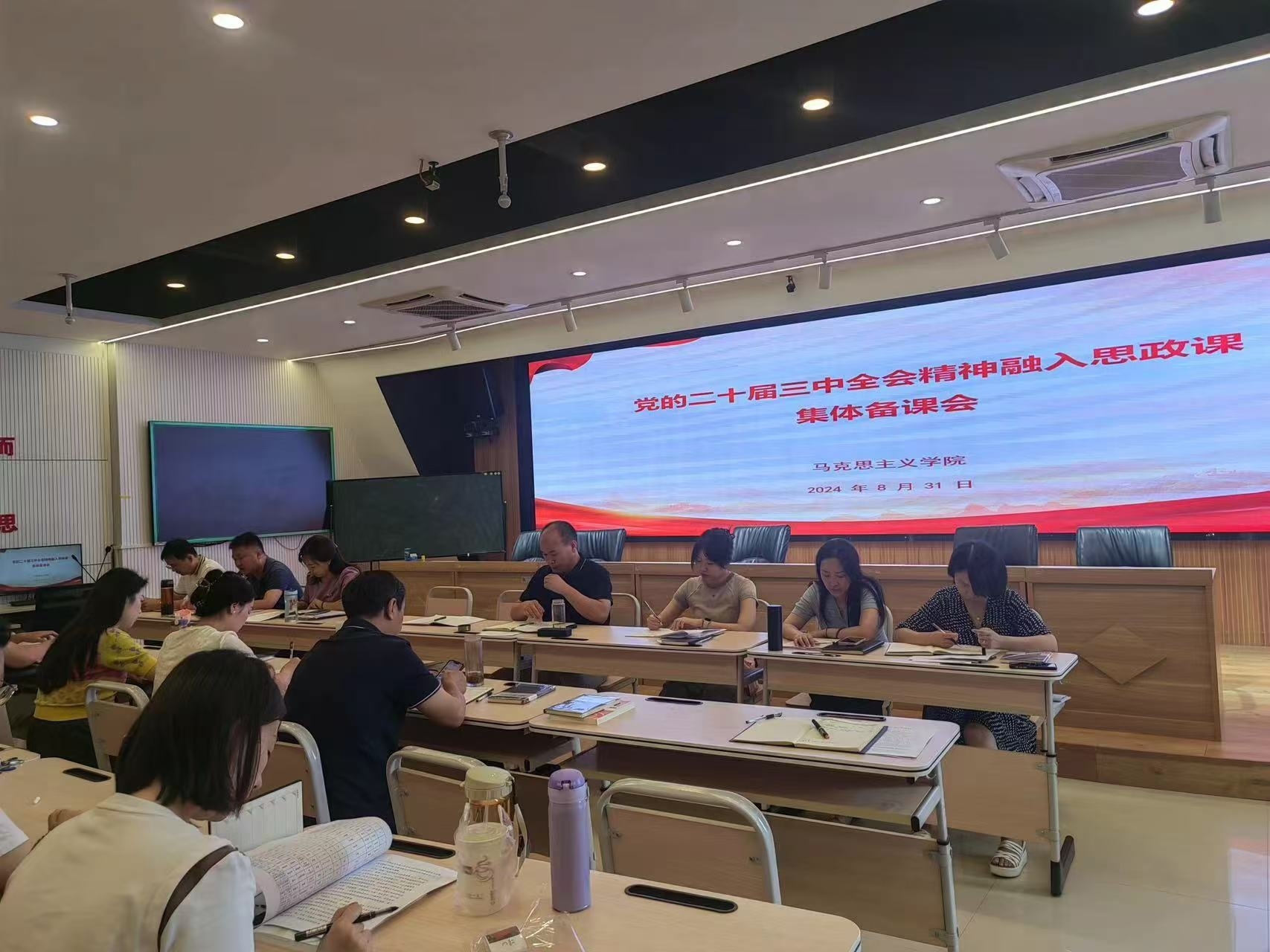 01a88b5e1f40a048e4efc88cc463584.jpg 01a88b5e1f40a048e4efc88cc463584.jpg