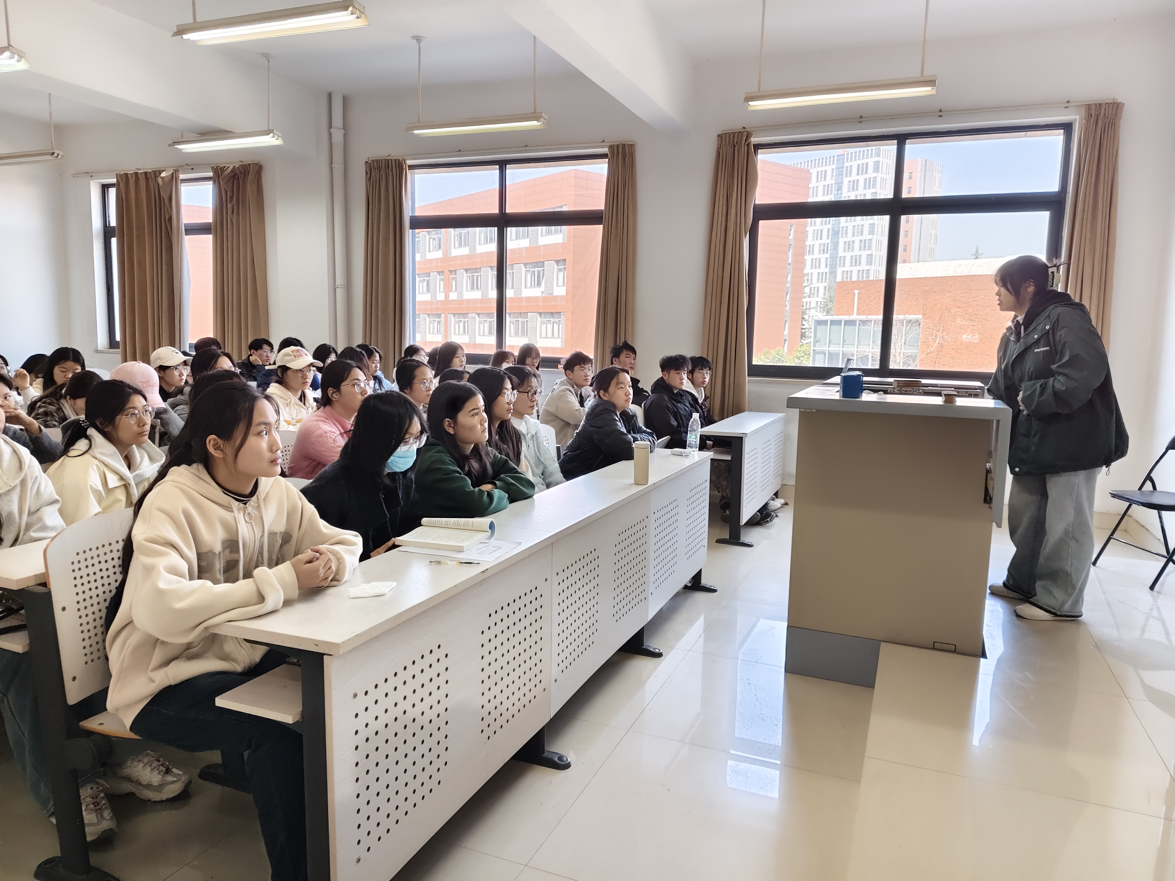 图片4.png 图片4.png